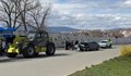 BMW се заби в багер в Благоевград