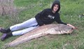 Ученик улови огромен сом в река Марица