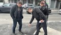 Пенчо Милков проверява как се ремонтират улиците в Русе