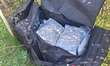 Полицаи задържаха 8 килограма марихуана в Хасково