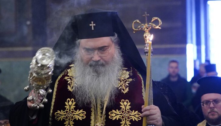 Варненският митрополит прочете слово по повод кончината на духовния баща на България