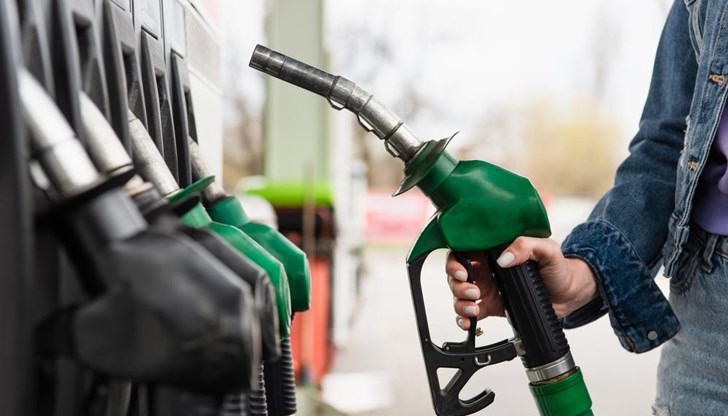 Гърците се оплакват от много високи цени на бензина