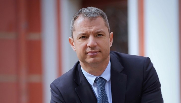 Пречката за преговорите е "един министър Тагарев" Пречката за преговорите е "един министър Тагарев"