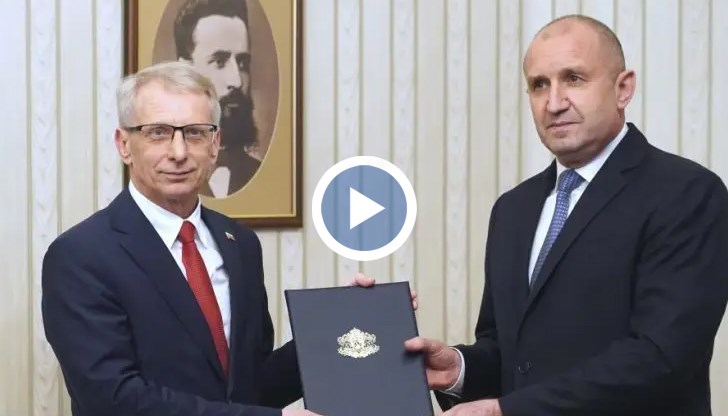 Премиерът в оставка Николай Денков и лидерите на ПП-ДБ - Кирил Петков, Атанас Атанасов и Христо Иванов пристигнаха в президентството