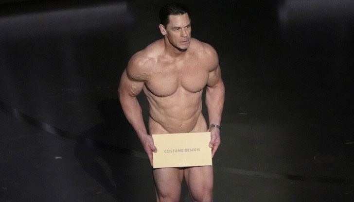 Актьорът бе покрит само с табела Актьорът бе покрит само с табела