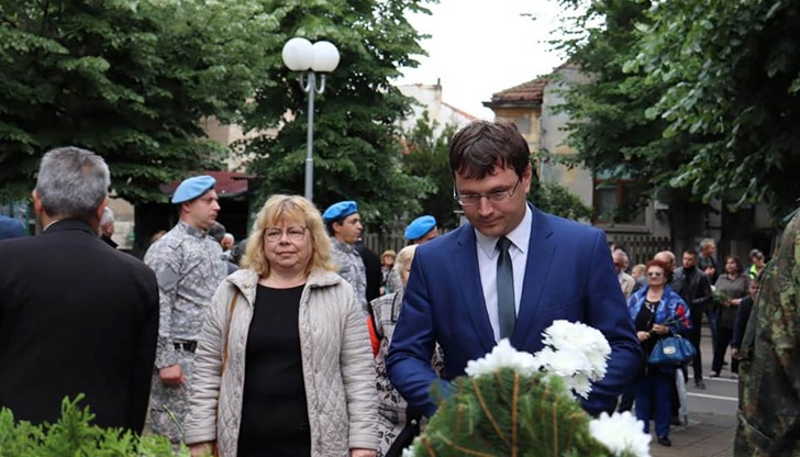 Георги Стоилов сменя Милена Хинкова Георги Стоилов сменя Милена Хинкова