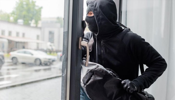 Липсите се оценяват на 850 лева Липсите се оценяват на 850 лева