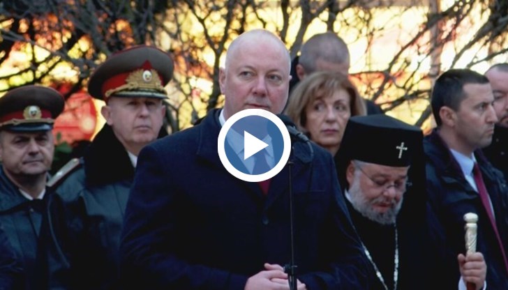 Председателят на Народното събрание Росен Желязков присъства на честването на Националния празник в Казанлък