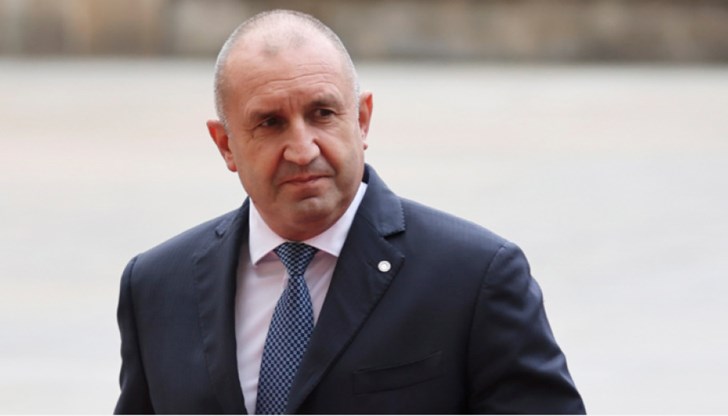 Според него военният министър трябва да прави повече, а в настоящето управление на страната никой не носи отговорност Според него военният министър трябва да прави повече, а в настоящето управление на страната никой не носи отговорност