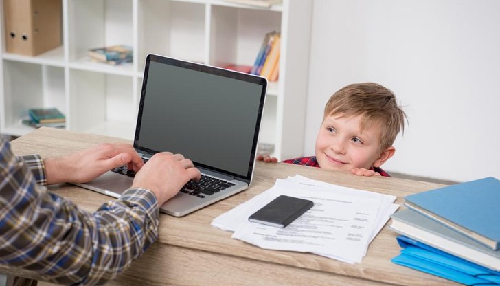 Работа от вкъщи, но само след писмено споразумение с работодателя