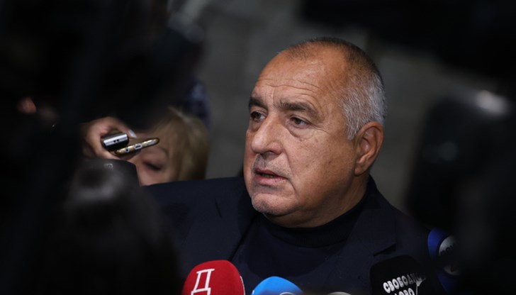 Не трябва да обръщаме държавата с краката нагоре, допълни лидерът на ГЕРБ