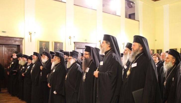 Българският патриарх се избира от Патриаршески избирателен църковен събор