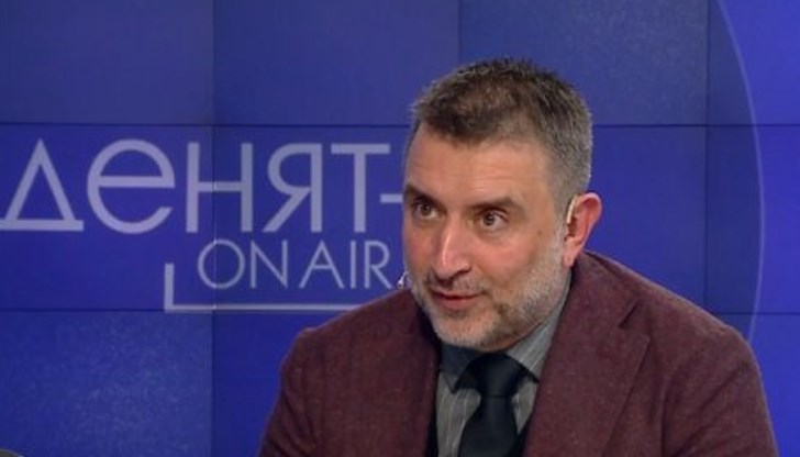 Не ми се струва дълговечно това съжителство в ПП-ДБ, коментира депутатът от ИТН