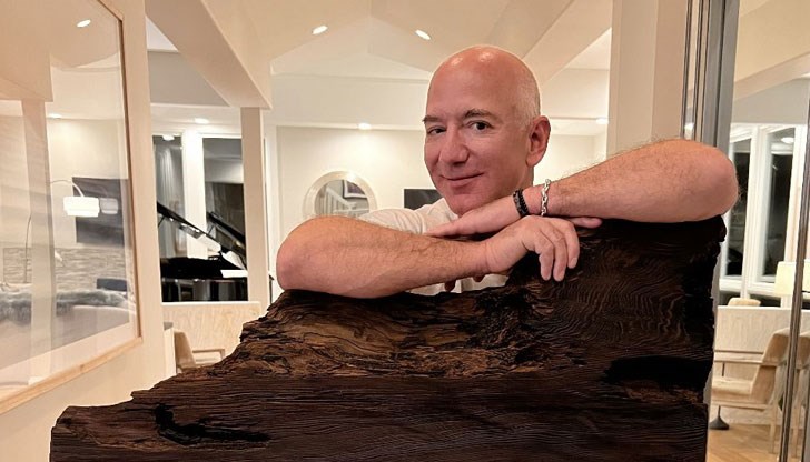 Основателят на Amazon детронира Илон Мъск и оглави класацията