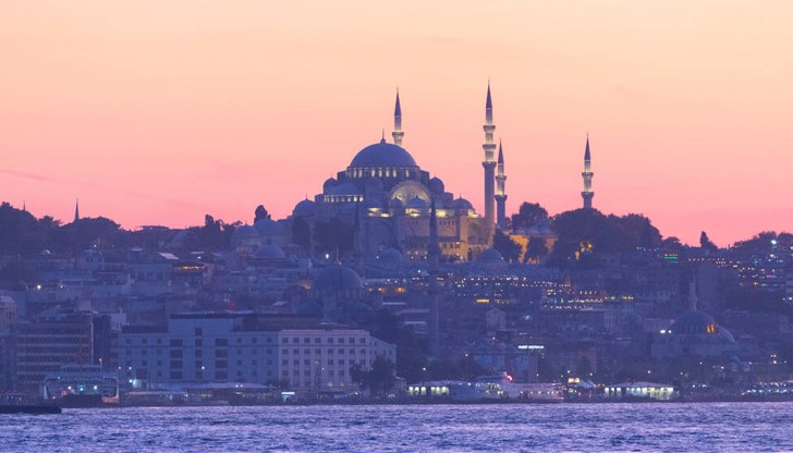 Разломните линии в Турция вече са над 500 Разломните линии в Турция вече са над 500