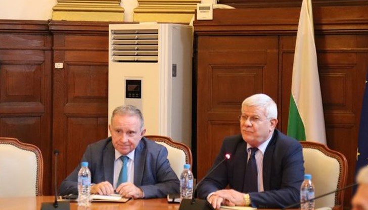 Обединението на земеделските производители ще доведе до ефективност и силно пазарно присъствие, посочи министърът Обединението на земеделските производители ще доведе до ефективност и силно пазарно присъствие, посочи министърът