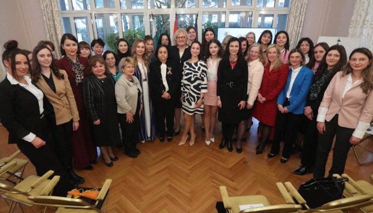 Вицепремиерът покани победителки в конкурса „Жените и дипломацията-посланик за един ден“ на 8 март