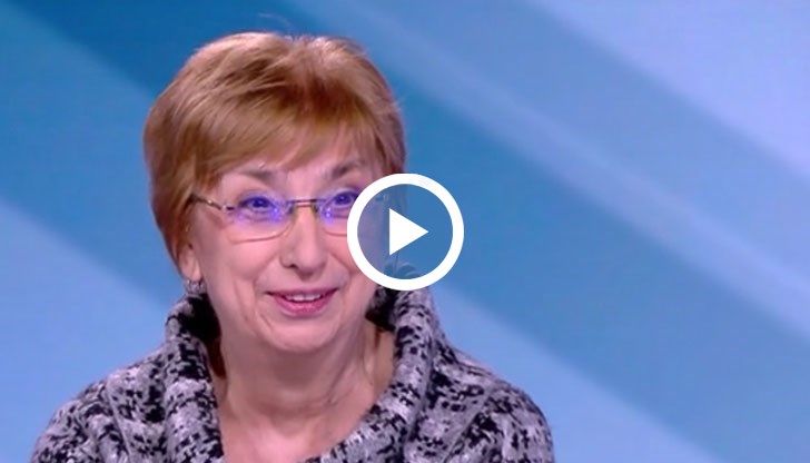 Зрителят не го интересува дали е меморандум, или споразумение. До хората стига, че има спор кой и как да раздели властта, добави тя