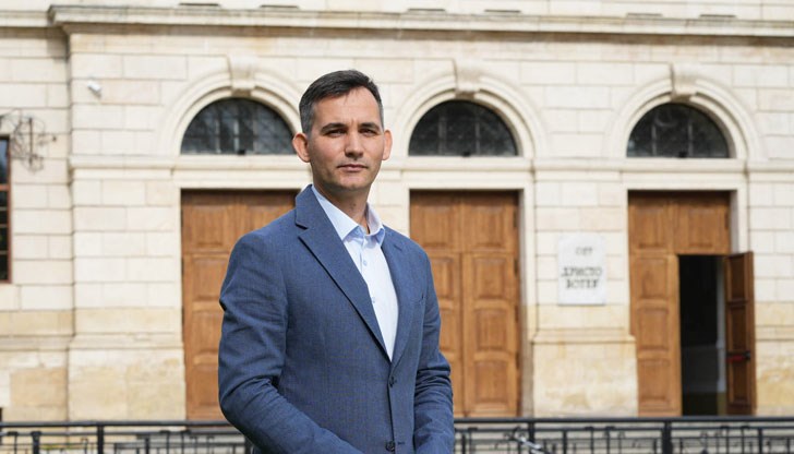 Това пита депутатът от ПП-ДБ Иван Белчев във връзка с вандализма в крепостта Червен