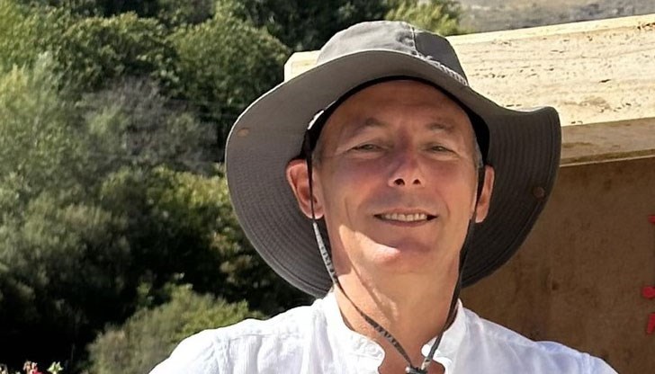 Уважаема г-жо Паунова, моля да сезирате г-жа Даниела Талева за престъпления на и.ф. Сарафов, апелира Чобанов