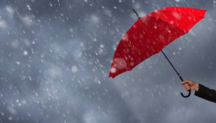 Във вторник валежите ще обхванат цялата страна, като в планинските райони те ще преминат в сняг Във вторник валежите ще обхванат цялата страна, като в планинските райони те ще преминат в сняг