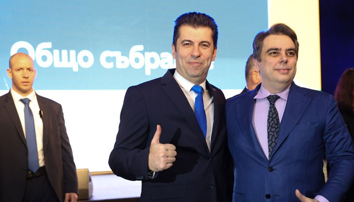 Ще отидем на 10 вота, ако трябва, но няма да се предадем, закани се Кирил Петков на Бойко Борисов и Делян Пеевски Ще отидем на 10 вота, ако трябва, но няма да се предадем, закани се Кирил Петков на Бойко Борисов и Делян Пеевски