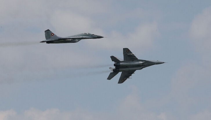 Това е станало, след като Русия започна въздушна атака срещу западната част на Украйна, в близост до полската граница Това е станало, след като Русия започна въздушна атака срещу западната част на Украйна, в близост до полската граница