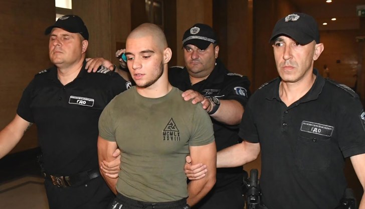 Срещу прокурорския син има и друго дело за отправени заплахи срещу бившата му приятелка