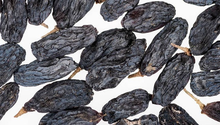 Стафидите не трябва да са обработвани с химикали, по възможност да са с дръжчици