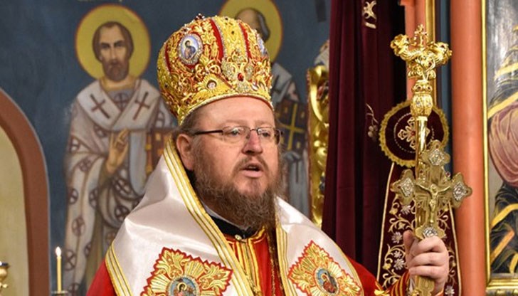 Русенският митрополит обяснява, че е гласувал „за” наредбата в името на църковното единство