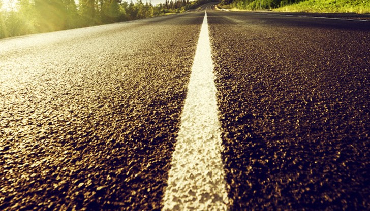 В района на км 58 посока София по-рано се запали автомобил