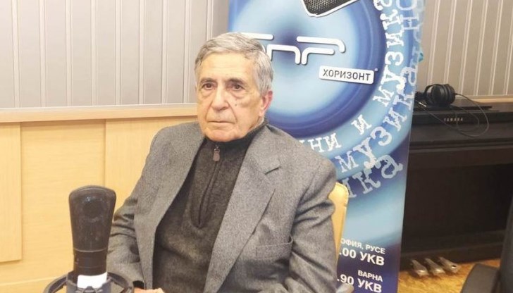 Той се въздържа да прави прогнози, кой ще бъде избран, но „трябва да е някой от по-опитните митрополите със стаж повече от 10 години“