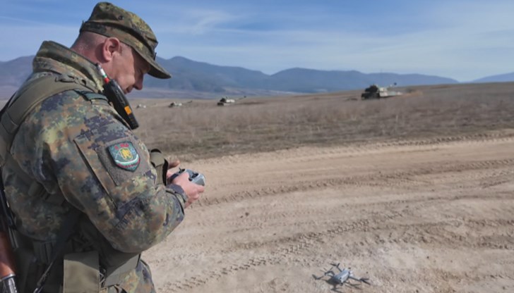 Масовото използване на дронове в украинския конфликт промени философията за водене на общовойскови бой