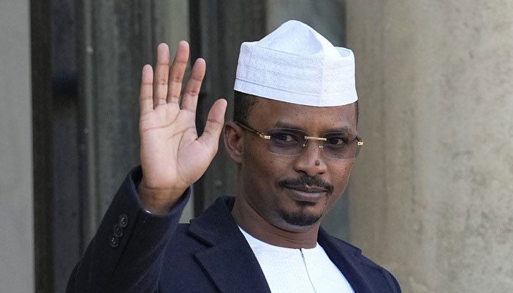 Лидерът на военната хунта в страната обяви, че се кандидатира за президент Лидерът на военната хунта в страната обяви, че се кандидатира за президент