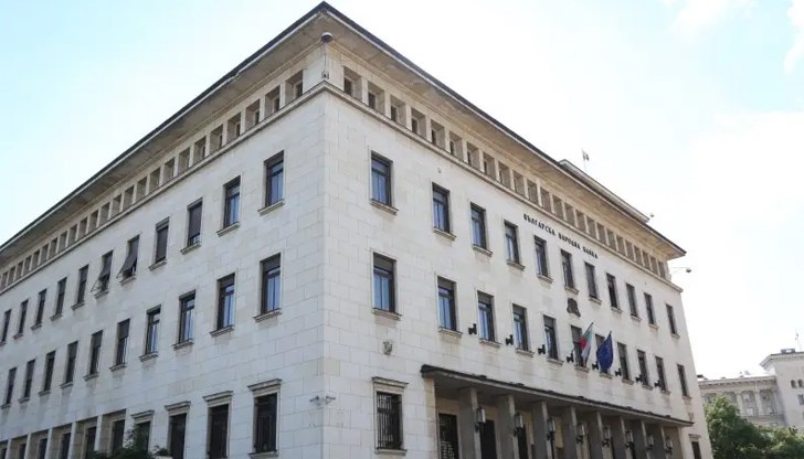 Искат информация за сметки на граждани и дават инструкции за извършване на преводи по тях