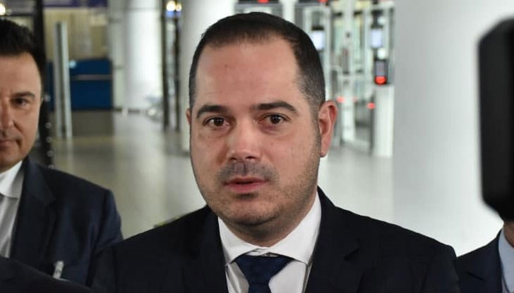 Показахме на нелегалните мигранти, че не бива да тръгват към Европа през България, заяви министърът на вътрешните работи в оставка