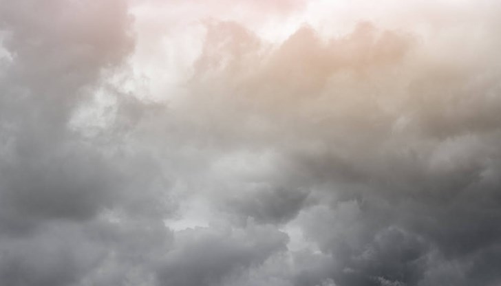 Преди обяд валежите ще започнат да спират, най-късно и в планините