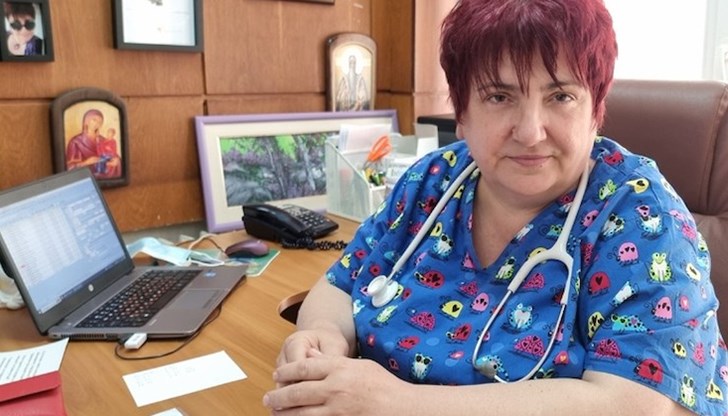 В повечето случаи усложненията са на допълнителна бактериална инфекция В повечето случаи усложненията са на допълнителна бактериална инфекция