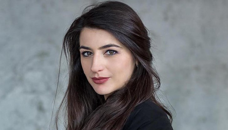 "Ние разбрахме от медиите, че Габриел възнамерява да отиде при президента", коментира Бориславова от ПП "Ние разбрахме от медиите, че Габриел възнамерява да отиде при президента", коментира Бориславова от ПП