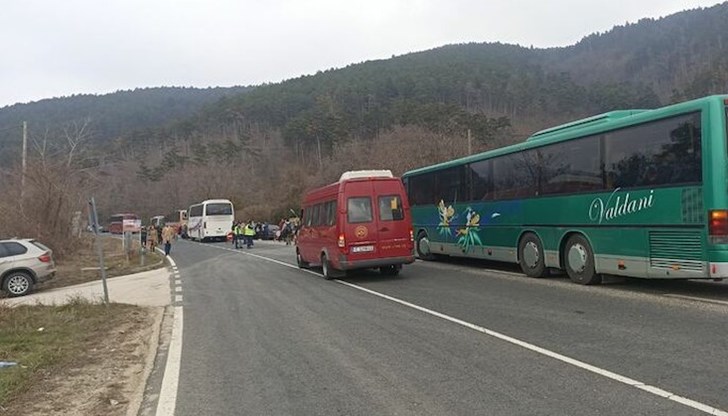Пропускани ще бъдат само автомобили със специален режим на движение