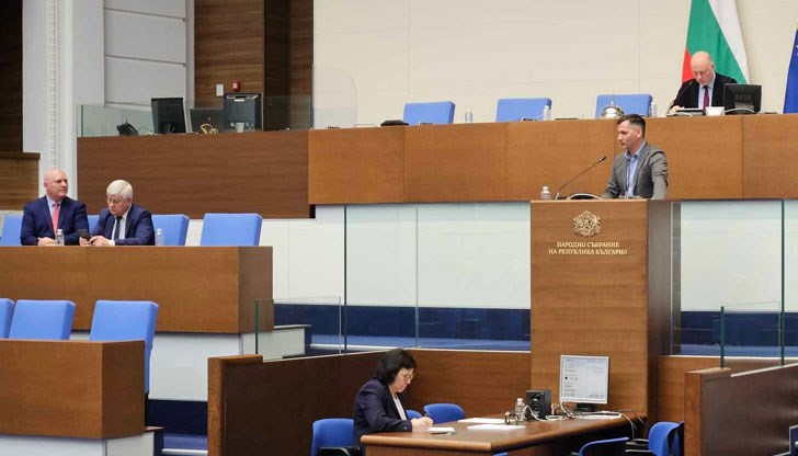 Иван Белчев проведе разговор с министъра на образованието за тази възможност Иван Белчев проведе разговор с министъра на образованието за тази възможност