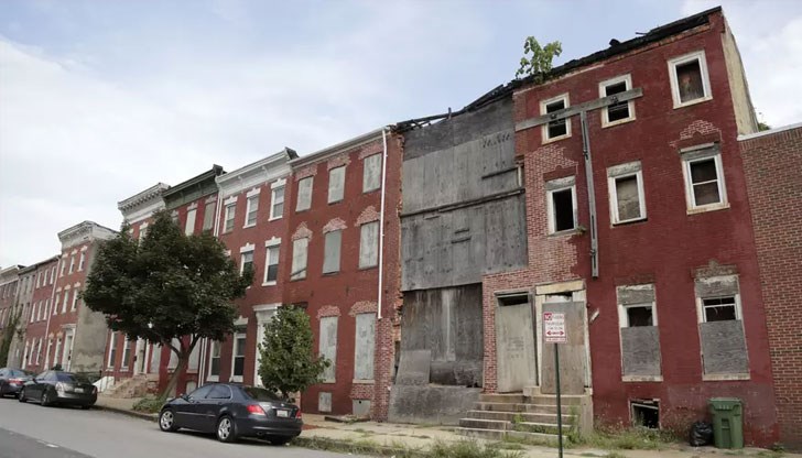 Градът предлага субсидии за ремонт на дома от 50 000 долара на хора, които са предварително одобрени за заем за строителство