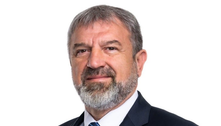 Ще видим на кого Радев ще го връчи, заяви русенският депутат Ще видим на кого Радев ще го връчи, заяви русенският депутат