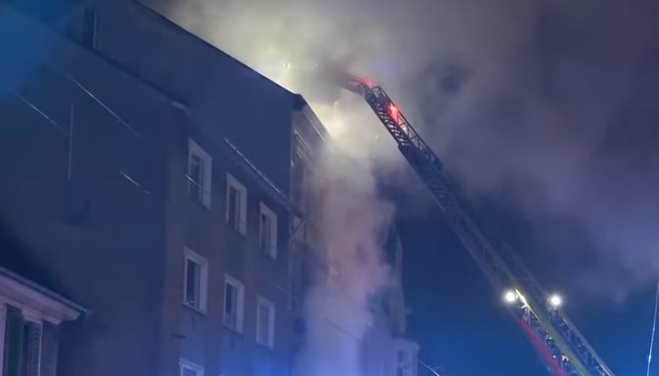 Българите са обитавали апартамент под наем на таванския етаж