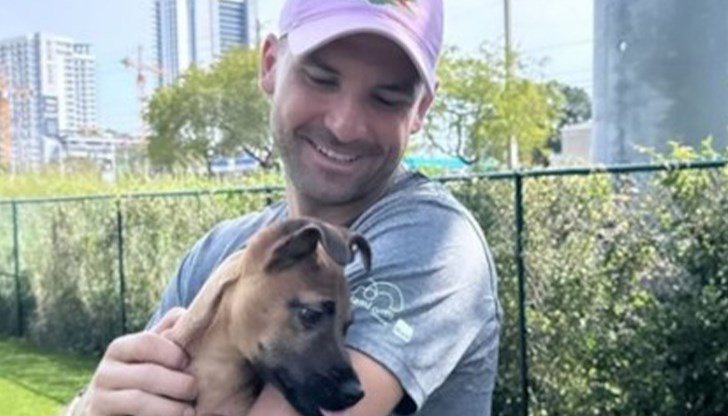 Тенисистът посети център за бездомни или изоставени животни в Маями