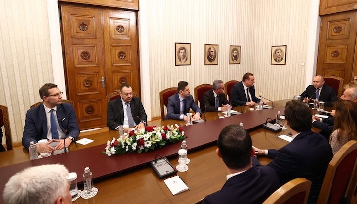 Днес на "Дондуков" 2 текат консултации за съставяне на кабинет