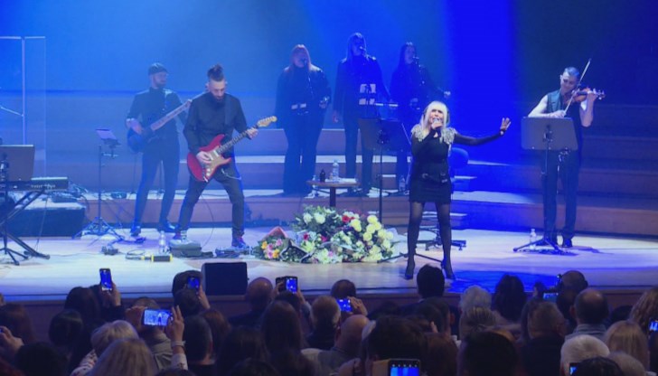 Инициатор на концерта беше българският евродепутат Илхан Кючюк Инициатор на концерта беше българският евродепутат Илхан Кючюк