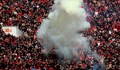 ЦСКА победи "Левски" във вечното дерби на фона на ексцесии по трибуните