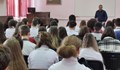 Съдия Ивайло Йосифов изнесе лекция пред 100 ученици от АЕГ „Гео Милев“