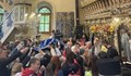 Стотици хора се стекоха пред чудотворната икона